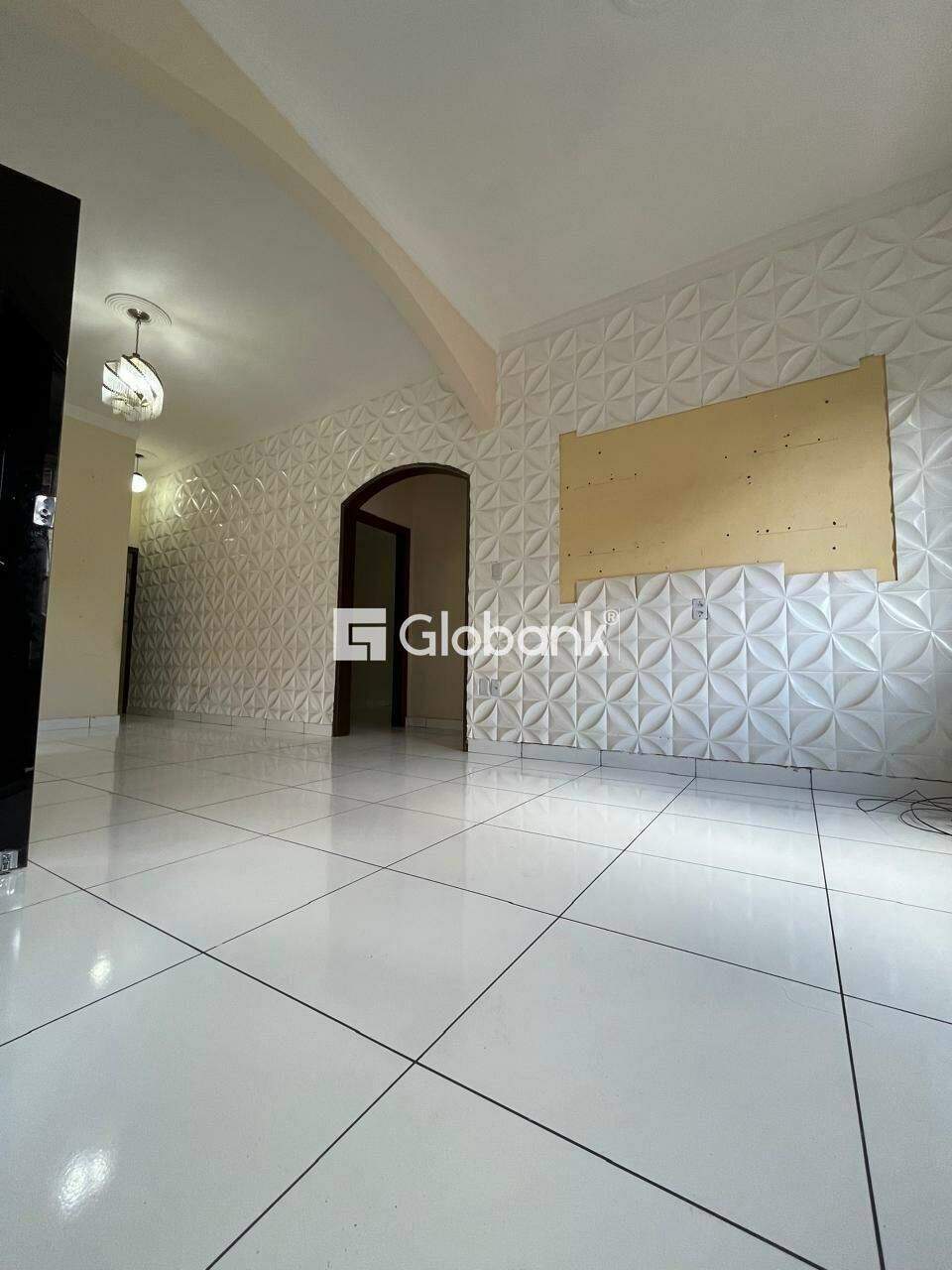 Casa 3 quartos à venda Morrinhos 87m² Montes Claros MG: 3