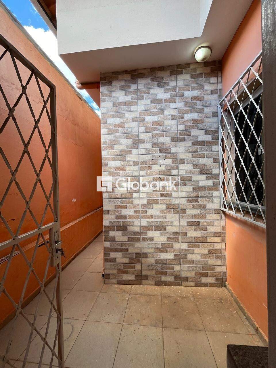 Casa 3 quartos à venda Morrinhos 87m² Montes Claros MG: 4