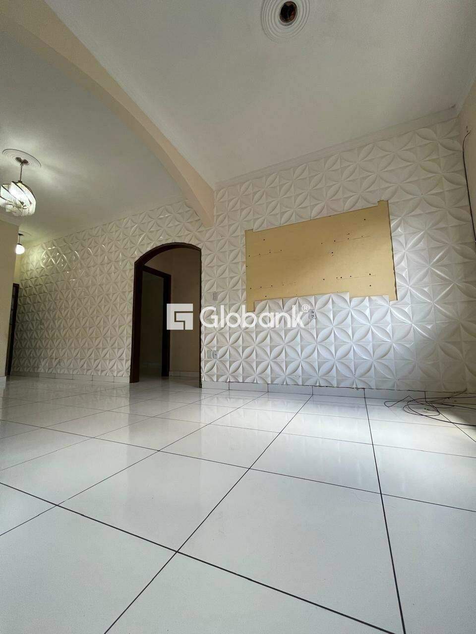 Casa 3 quartos à venda Morrinhos 87m² Montes Claros MG: 6
