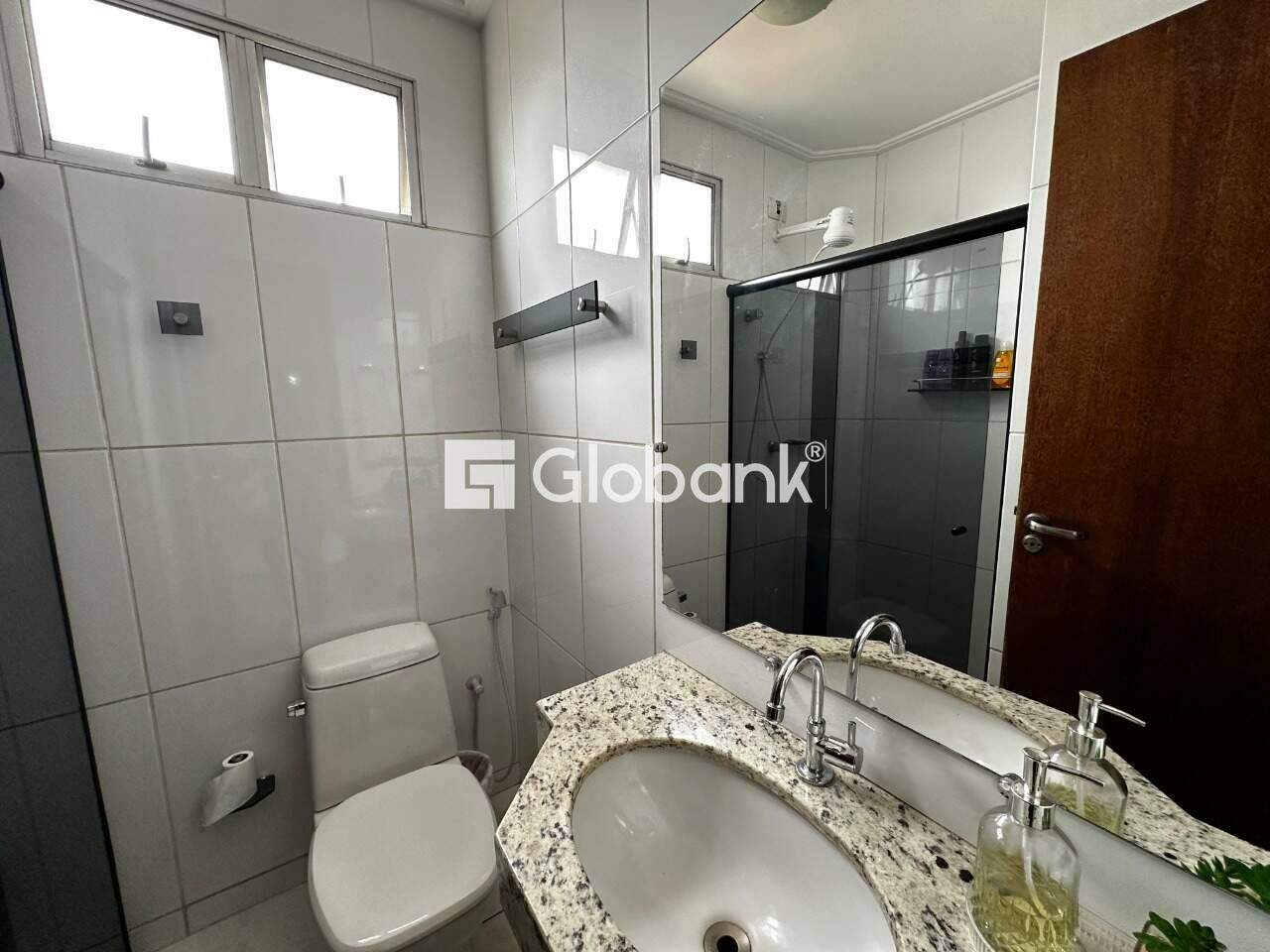 Apartamento 2 quartos para aluguel São José 70m² Montes Claros MG: Banheiro Social