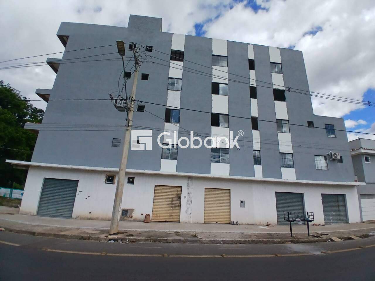 Ponto comercial para aluguel Todos os Santos 34,7m² Montes Claros MG: Fachada