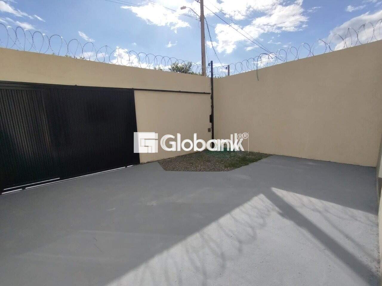 Sobrado 2 quartos à venda Alto Floresta 0m² Montes Claros MG: 4