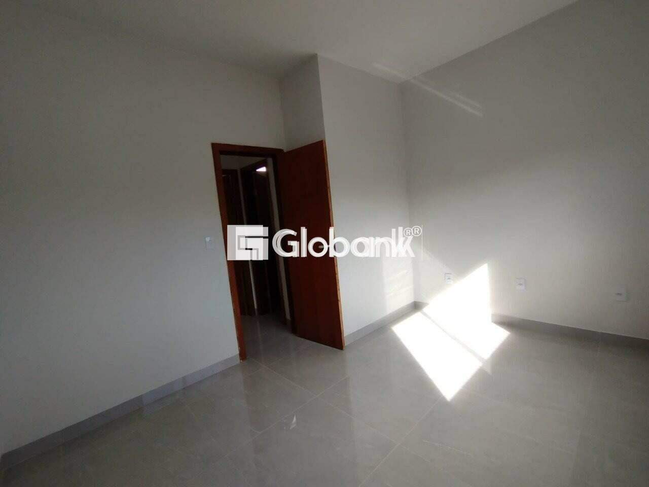 Sobrado 2 quartos à venda Alto Floresta 0m² Montes Claros MG: 19