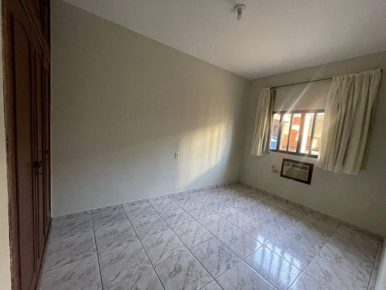 Casa 4 quartos à venda Santa Rita I 135m² Montes Claros MG: 