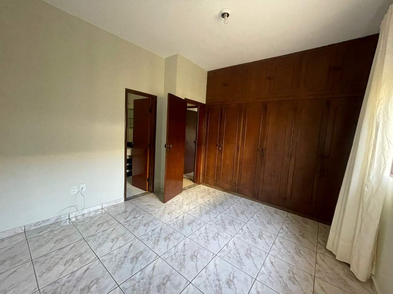 Casa 4 quartos à venda Santa Rita I 135m² Montes Claros MG: 