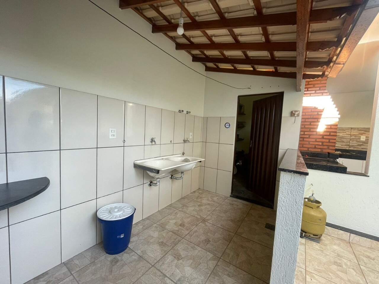 Casa 4 quartos à venda Santa Rita I 135m² Montes Claros MG: 