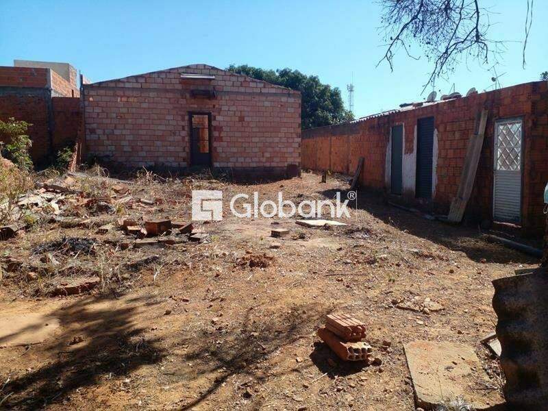 Terreno à venda Santo Amaro 0m² Montes Claros MG: 