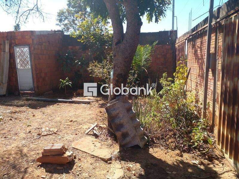 Terreno à venda Santo Amaro 0m² Montes Claros MG: 