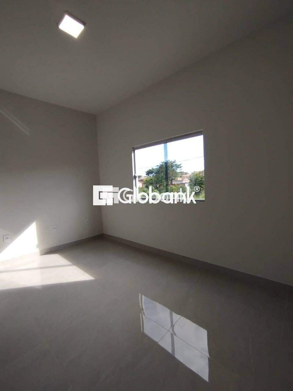 Sobrado 2 quartos à venda Alto Floresta 0m² Montes Claros MG: 