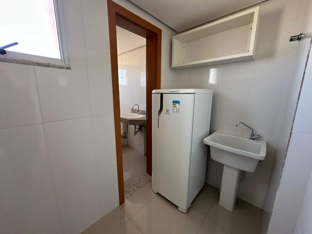 Apartamento 3 quartos para aluguel São José 93m² Montes Claros MG: rea de servi o