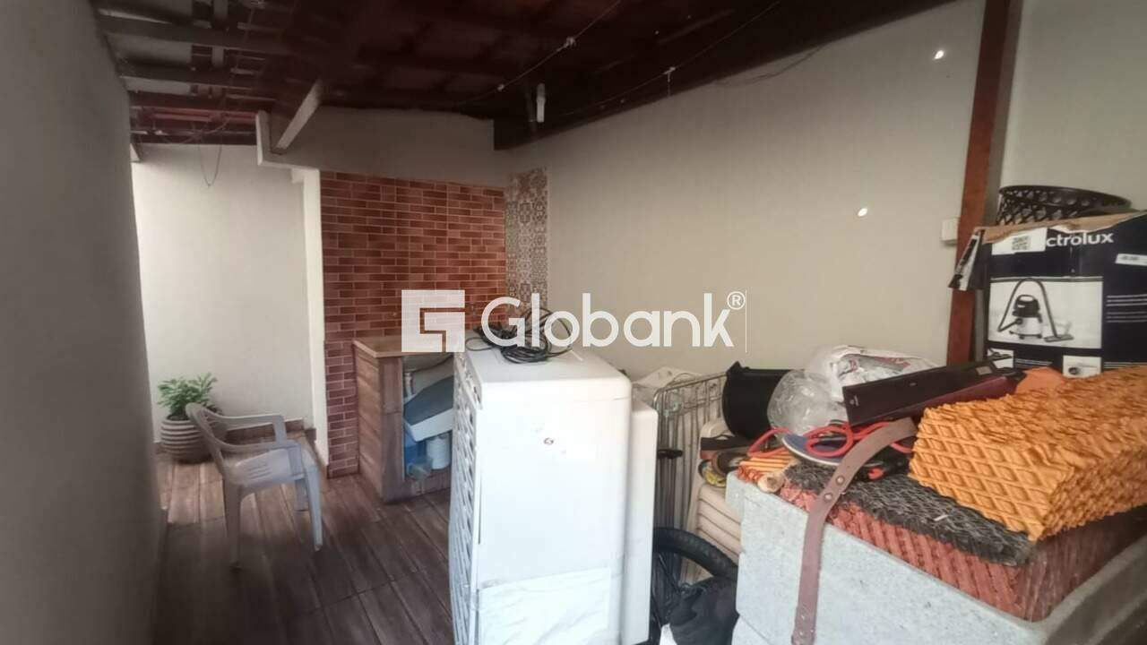 Casa 3 quartos à venda Alto Floresta 100m² Montes Claros MG: 8a493c74-1eb2-4cca-94af-ae7000447a13