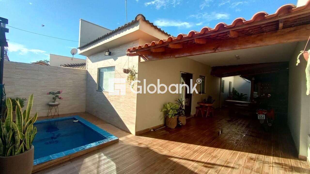 Casa 3 quartos à venda Alto Floresta 100m² Montes Claros MG: 077886ca-7398-4aef-bc29-5ffeafba8df2