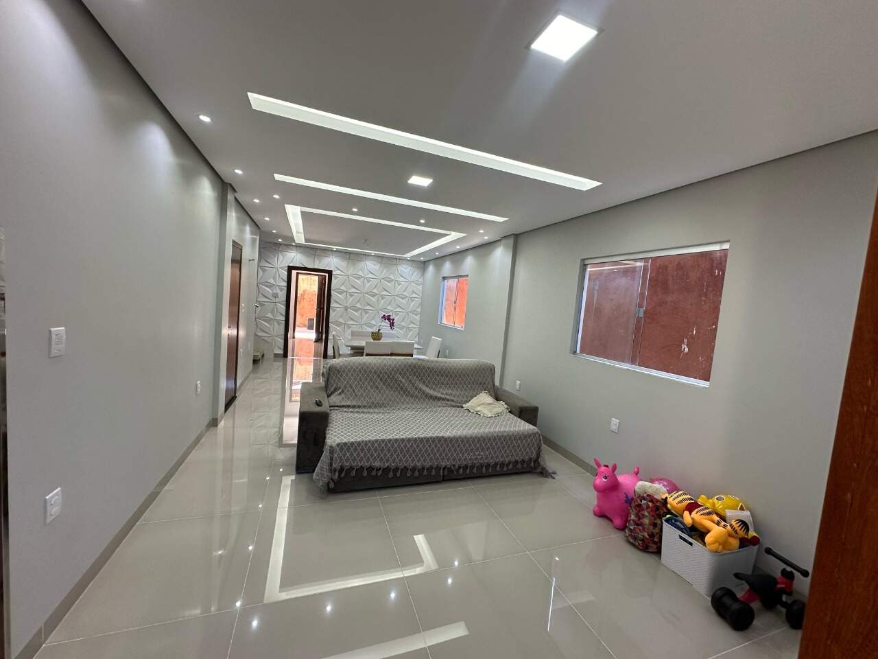 Casa 3 quartos à venda João Botelho 200m² Montes Claros MG: 