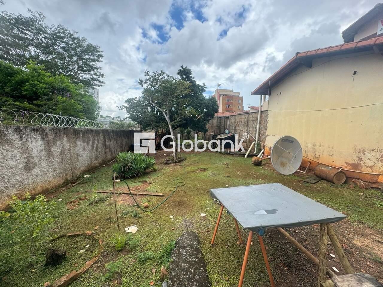 Casa 4 quartos à venda Augusta Mota 600m² Montes Claros MG: 