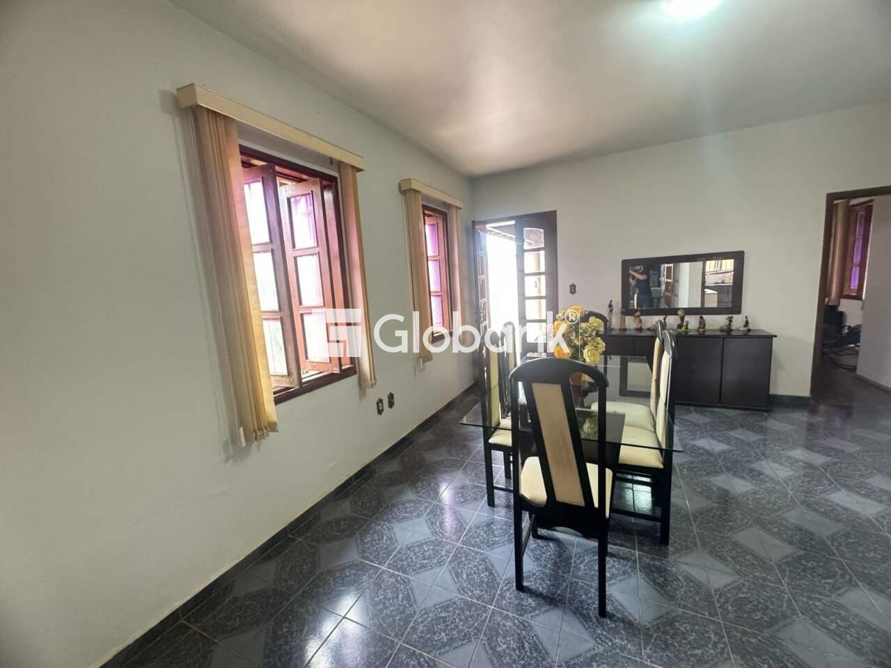 Casa 4 quartos à venda Augusta Mota 600m² Montes Claros MG: 