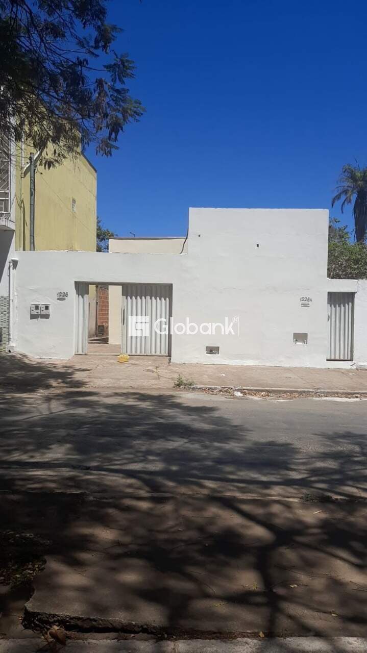 Casa 3 quartos à venda Vila Luiza 85m² Montes Claros MG: 