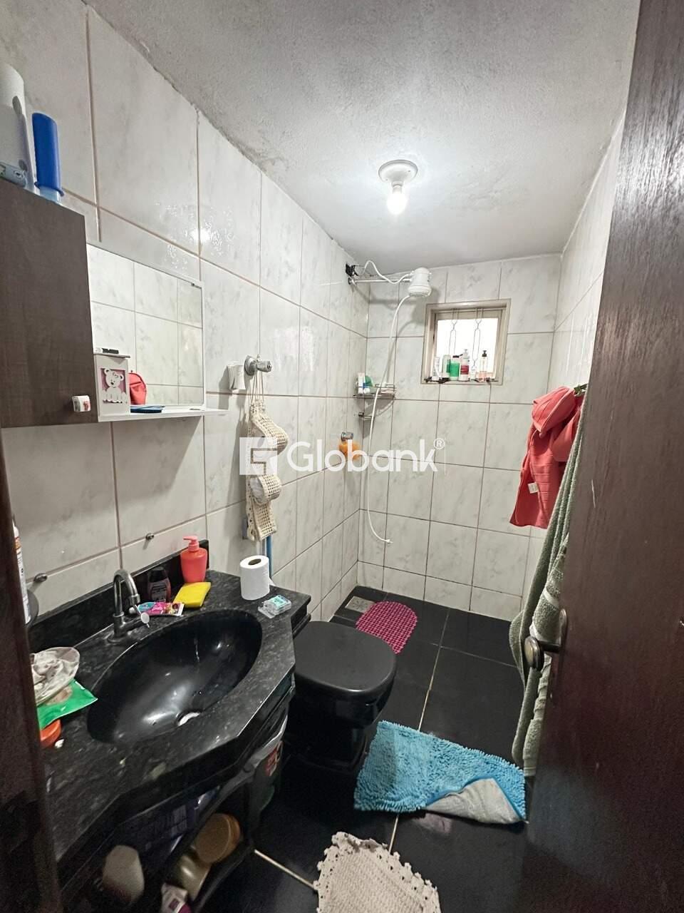 Casa 4 quartos à venda Vila Sumaré 180m² Montes Claros MG: 