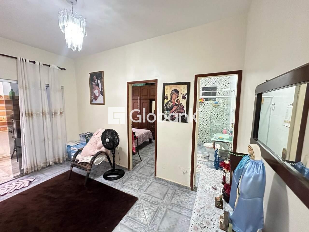 Casa 4 quartos à venda Vila Sumaré 180m² Montes Claros MG: 