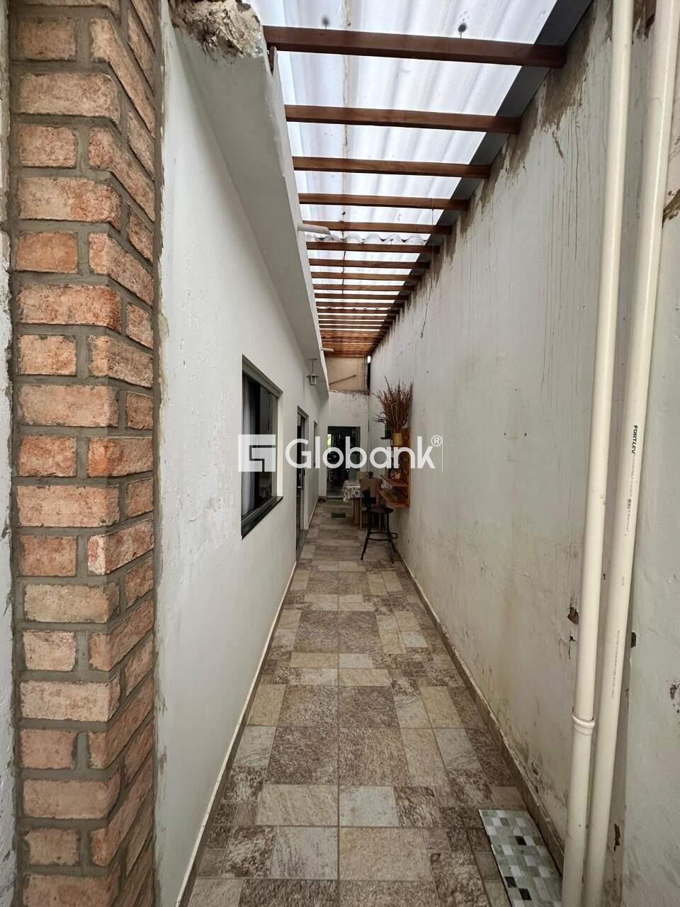 Casa 4 quartos à venda Vila Sumaré 180m² Montes Claros MG: 