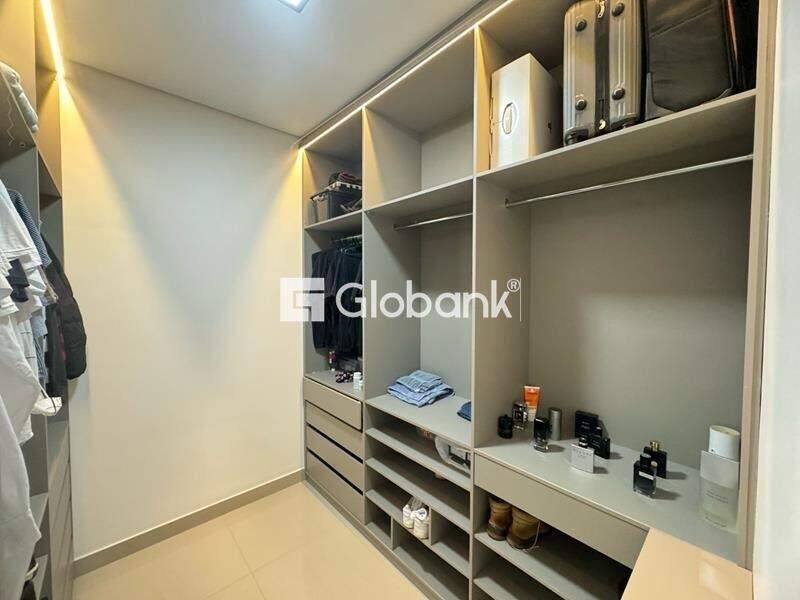 Casa 3 quartos à venda Ibituruna 150m² Montes Claros MG: