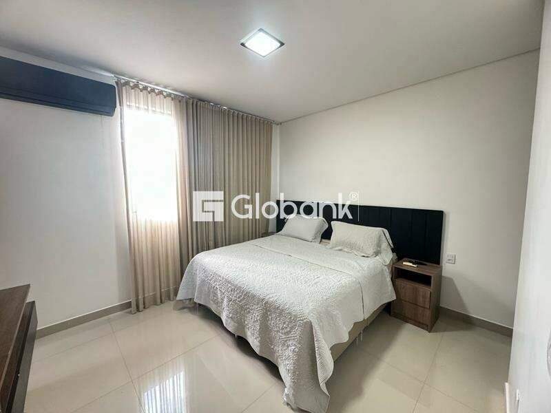 Casa 3 quartos à venda Ibituruna 150m² Montes Claros MG: