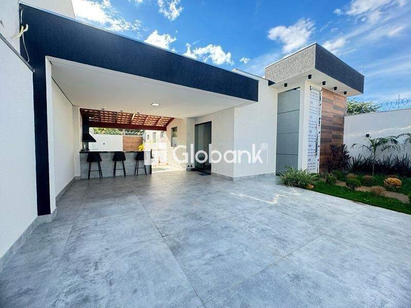 Casa 3 quartos à venda Ibituruna 150m² Montes Claros MG: 