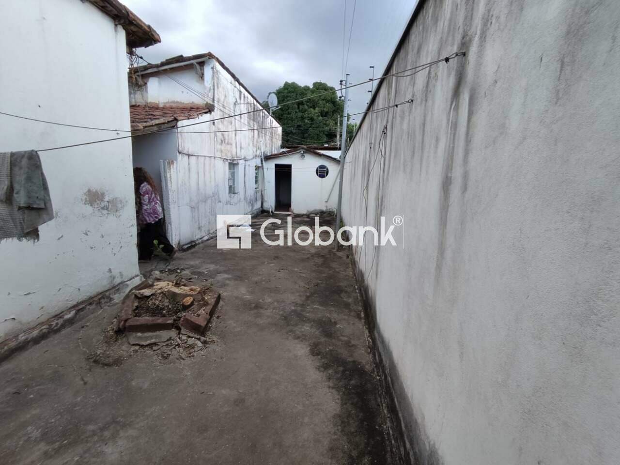 Terreno à venda Edgar Pereira 0m² Montes Claros MG: 