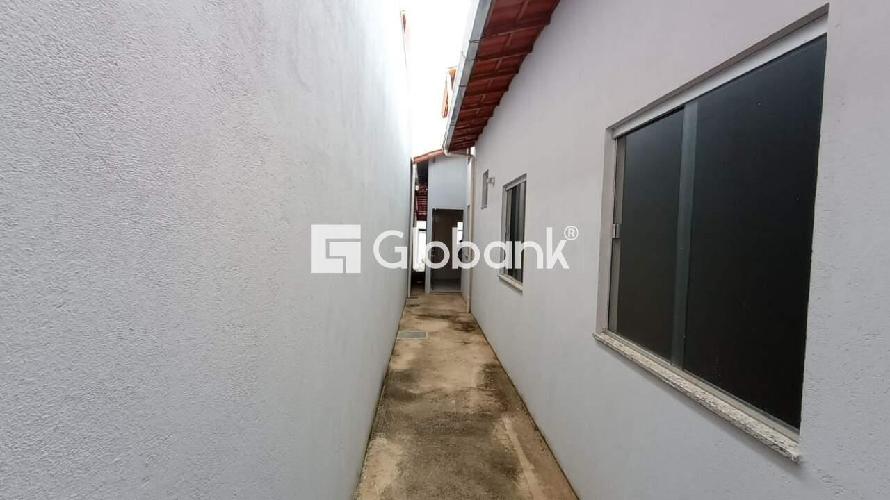 Casa 3 quartos à venda Delfino Magalhães 60m² Montes Claros MG: 