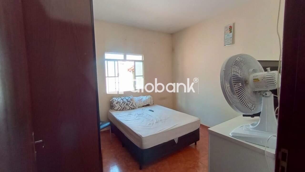 Casa 2 quartos à venda Santa Lúcia 70m² Montes Claros MG: 