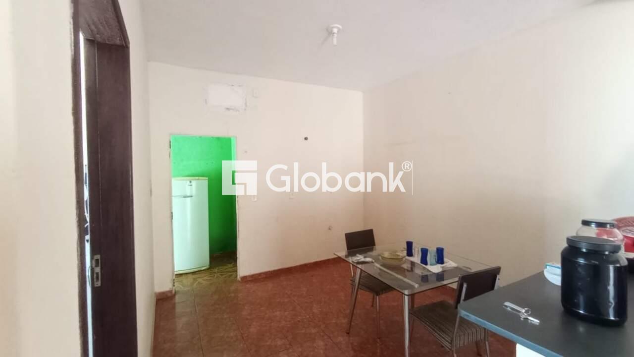 Casa 2 quartos à venda Santa Lúcia 70m² Montes Claros MG: 