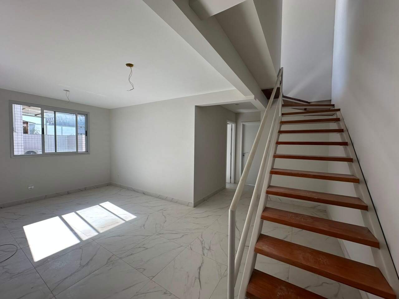Cobertura 2 quartos à venda Augusta Mota 140m² Montes Claros MG: 