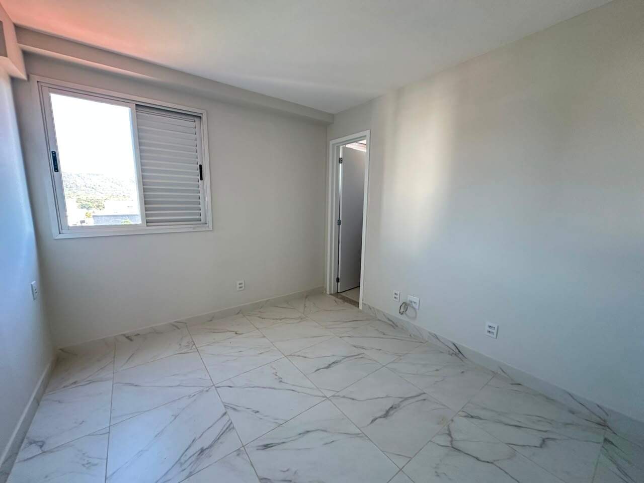 Cobertura 2 quartos à venda Augusta Mota 140m² Montes Claros MG: 