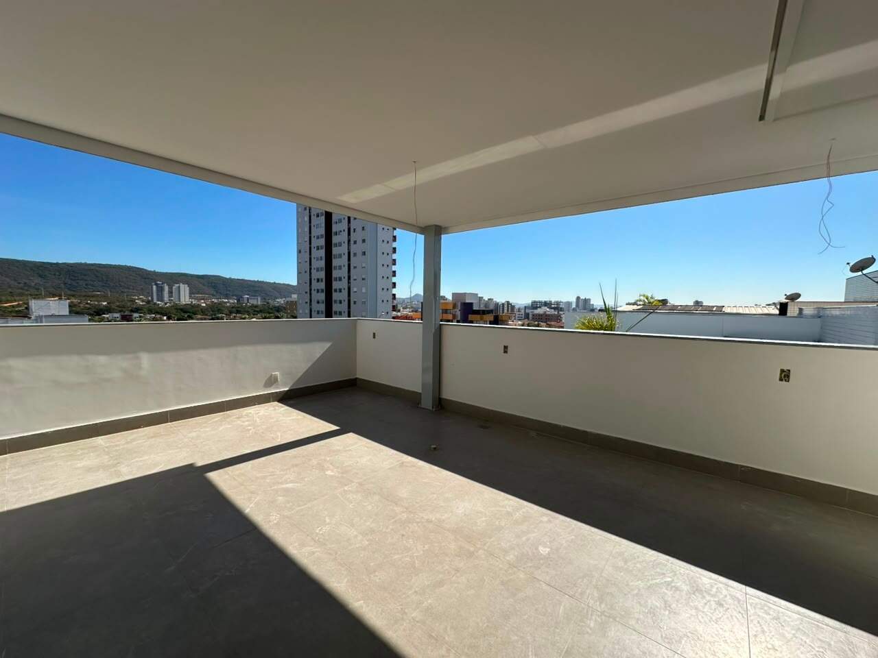 Cobertura 2 quartos à venda Augusta Mota 140m² Montes Claros MG: 
