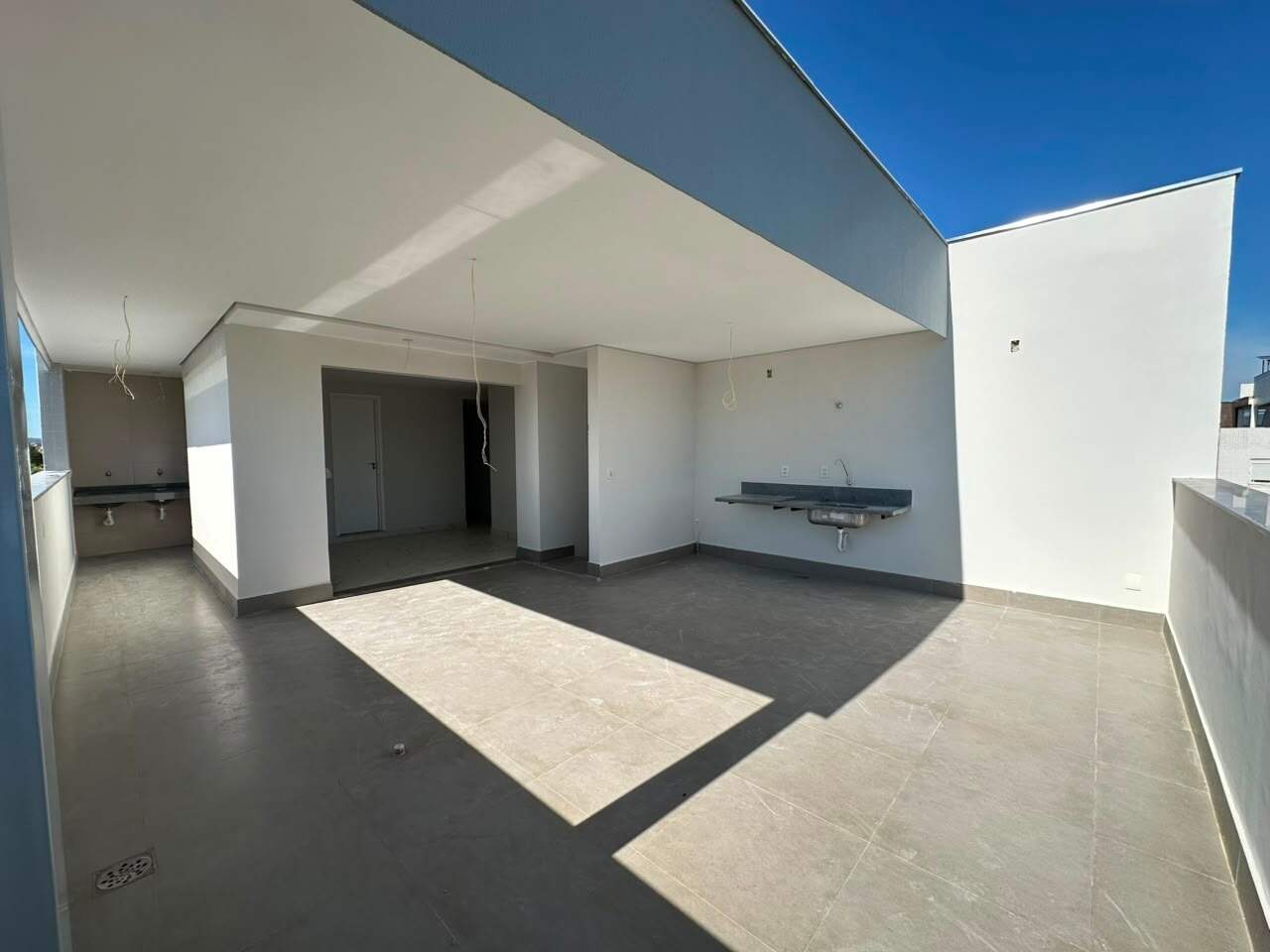 Cobertura 2 quartos à venda Augusta Mota 140m² Montes Claros MG: 
