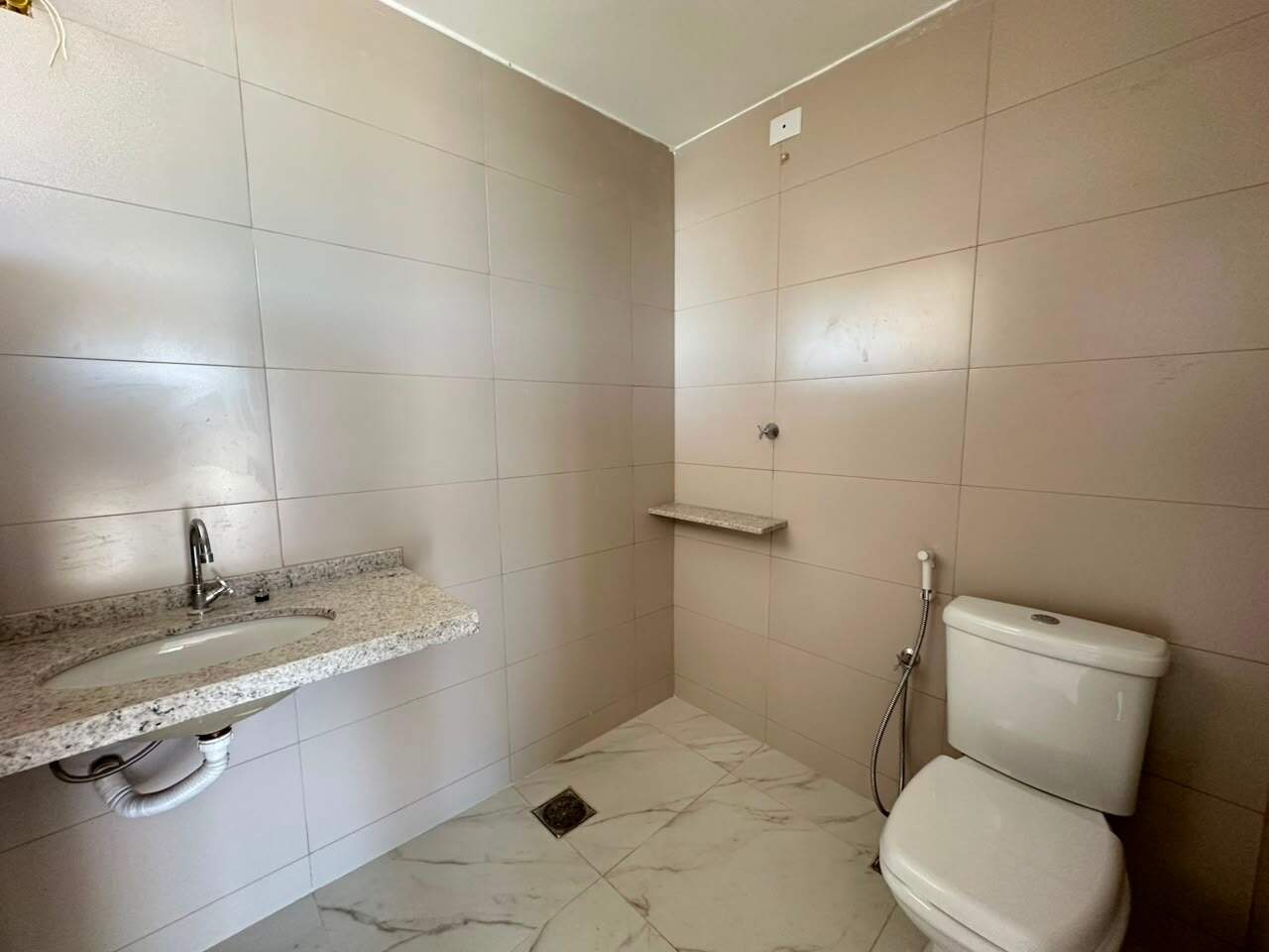 Cobertura 2 quartos à venda Augusta Mota 140m² Montes Claros MG: 
