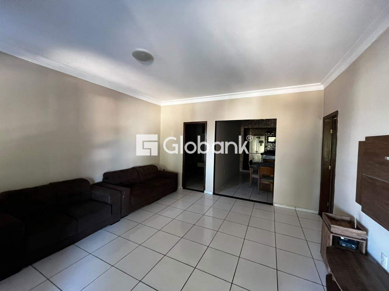 Casa 3 quartos para aluguel João Botelho 80m² Montes Claros MG: