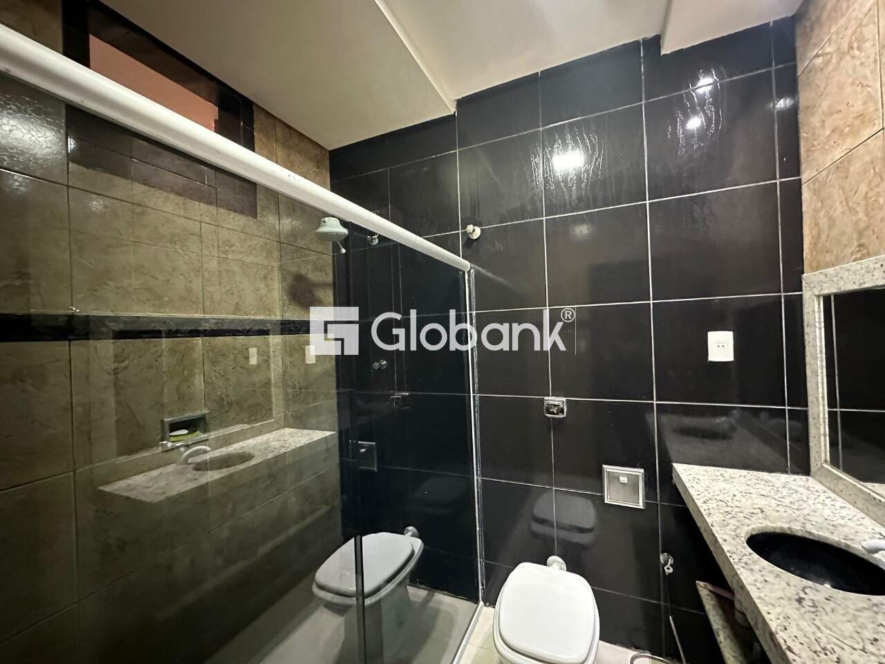 Casa 3 quartos para aluguel João Botelho 80m² Montes Claros MG: Banheiro Social