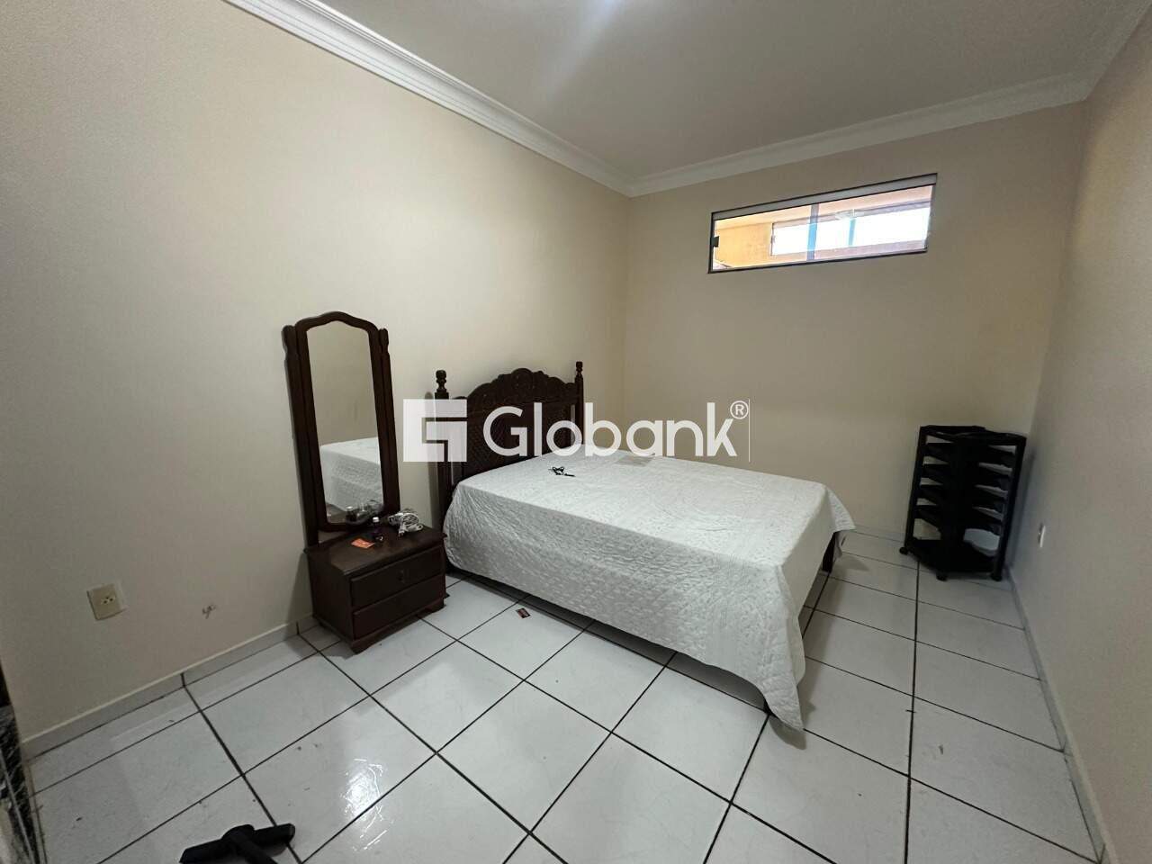 Casa 3 quartos para aluguel João Botelho 80m² Montes Claros MG: Quarto