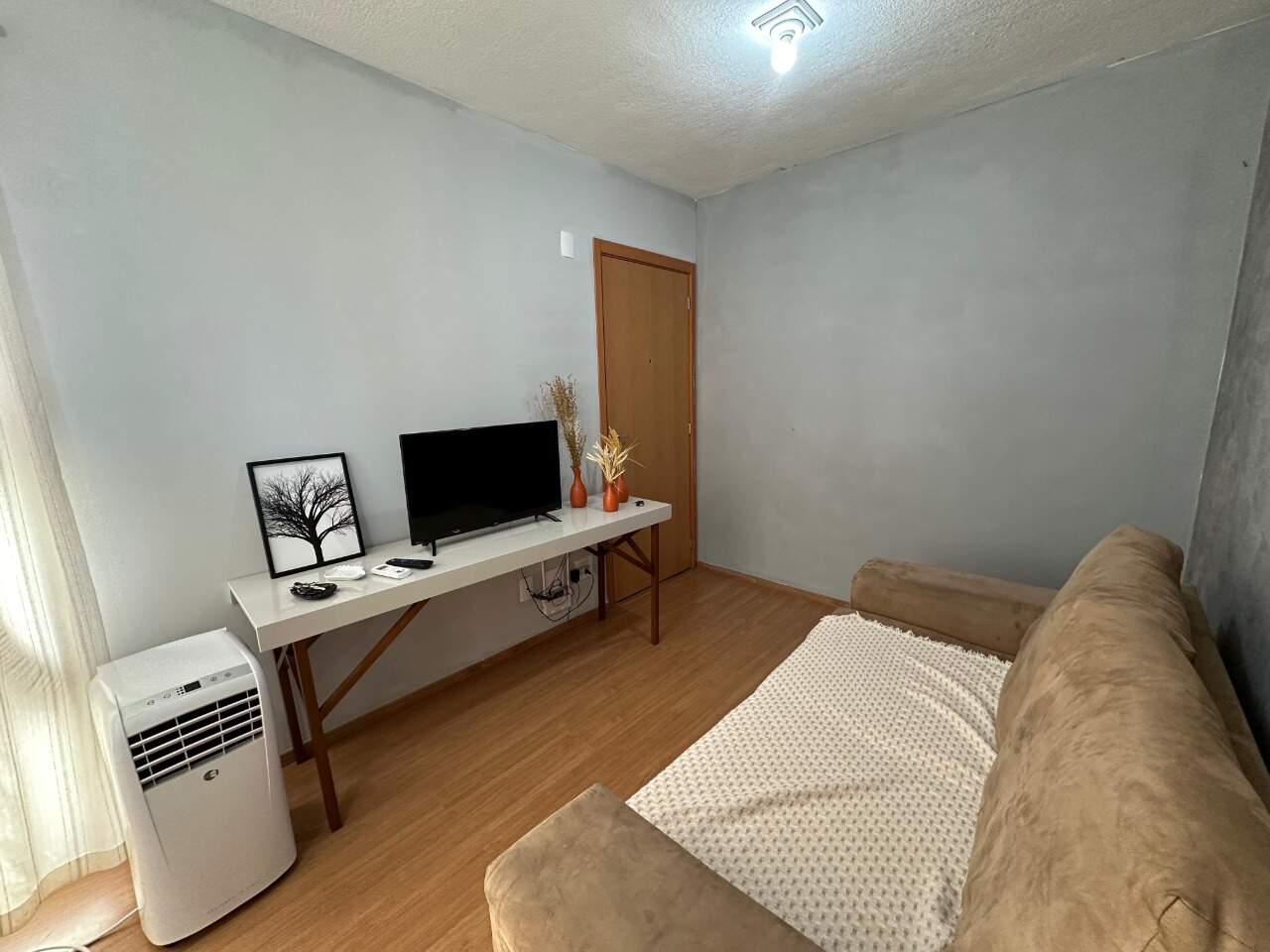 Apartamento 2 quartos para aluguel São Judas Tadeu 42m² Montes Claros MG: Sala