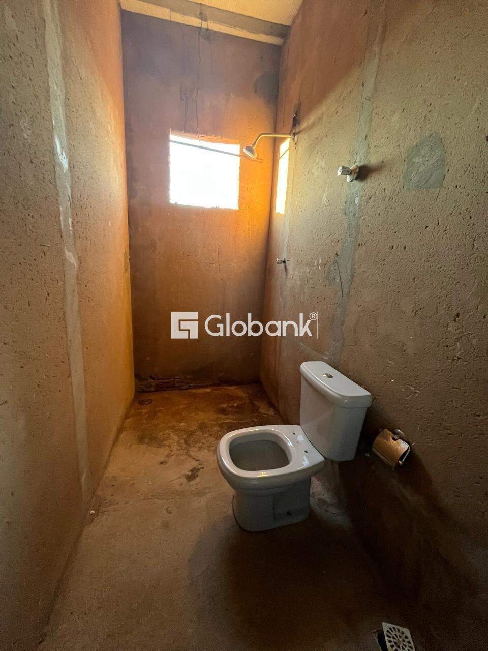 Casa 7 quartos à venda Santa Lúcia 0m² Montes Claros MG: SU TE EM ACABAMENTO