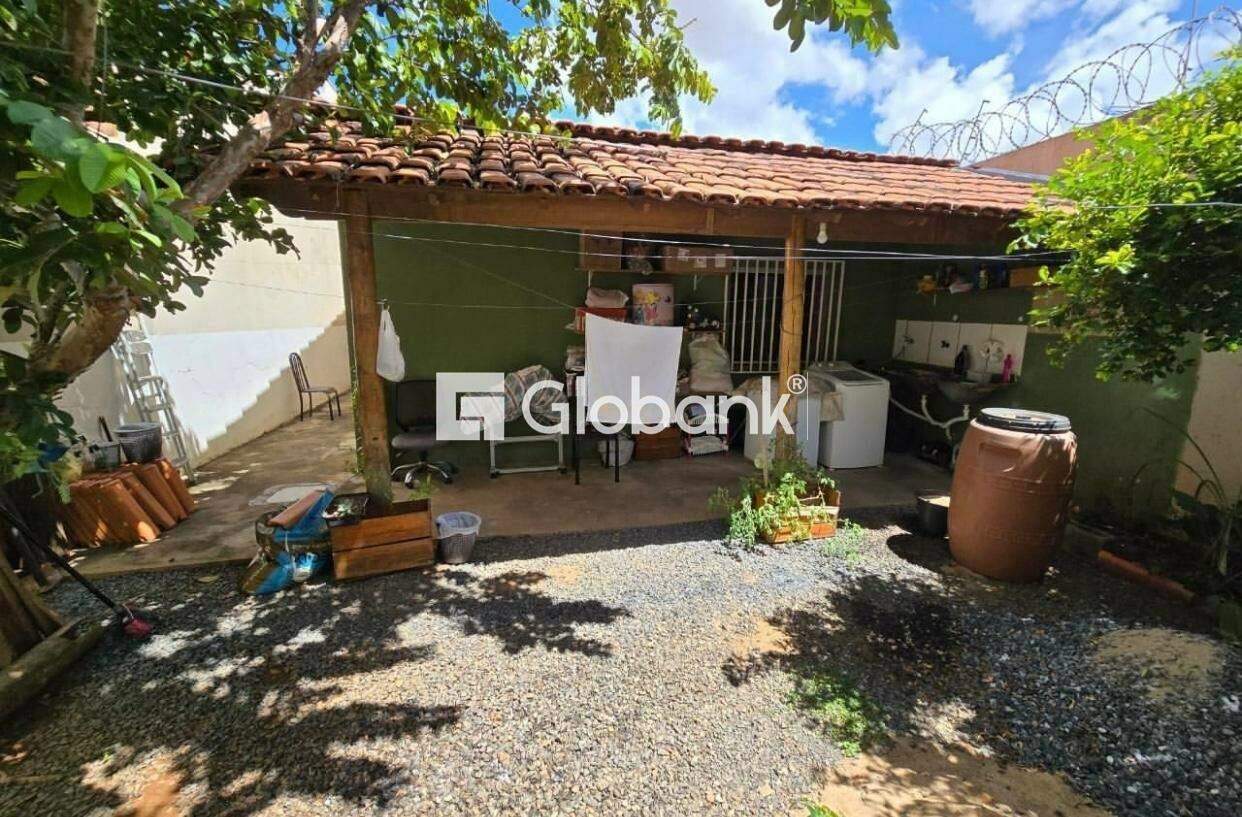 Casa 3 quartos à venda Independência 0m² Montes Claros MG: 562acd8a-7383-4012-94ee-2b0739d877c5