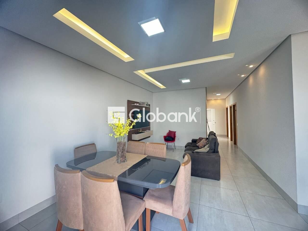 Casa 3 quartos à venda Vila Nova 0m² Montes Claros MG: 5bbd6f9b-8d77-413e-8a7b-c843be9376d1 (1)