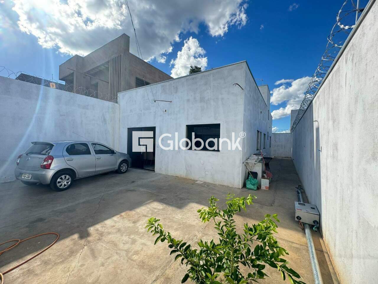 Casa 3 quartos à venda Vila Nova 0m² Montes Claros MG: 0172a459-9836-4918-96b2-613f4974e6a7