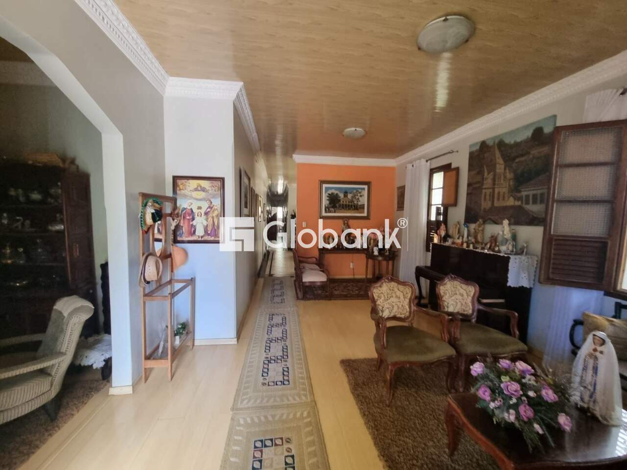Casa 5 quartos à venda Centro 0m² Montes Claros MG: SALA 01