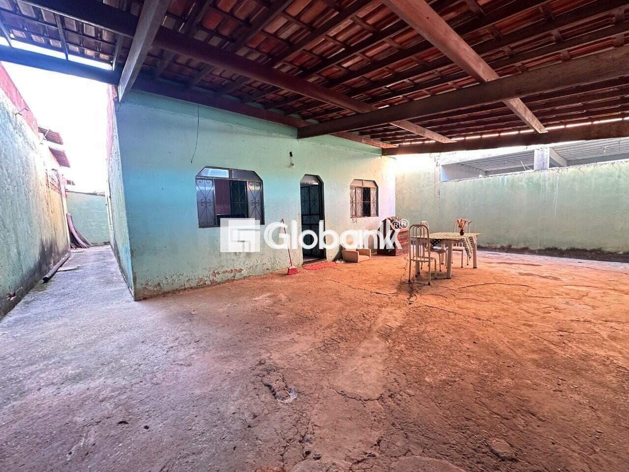 Casa 3 quartos à venda Carmelo 82m² Montes Claros MG: 31