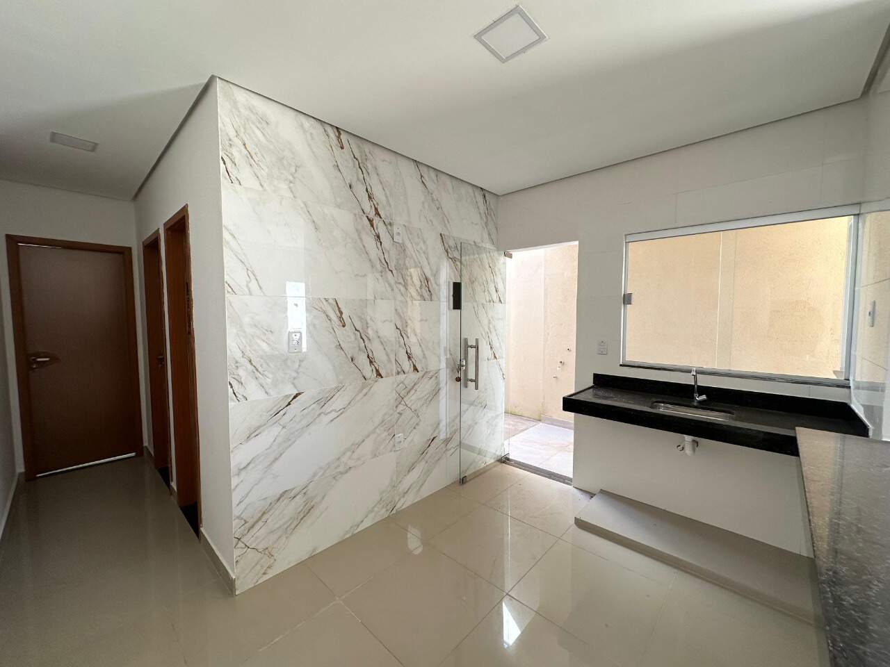 Casa 3 quartos para aluguel Delfino Magalhães 78m² Montes Claros MG: Cozinha