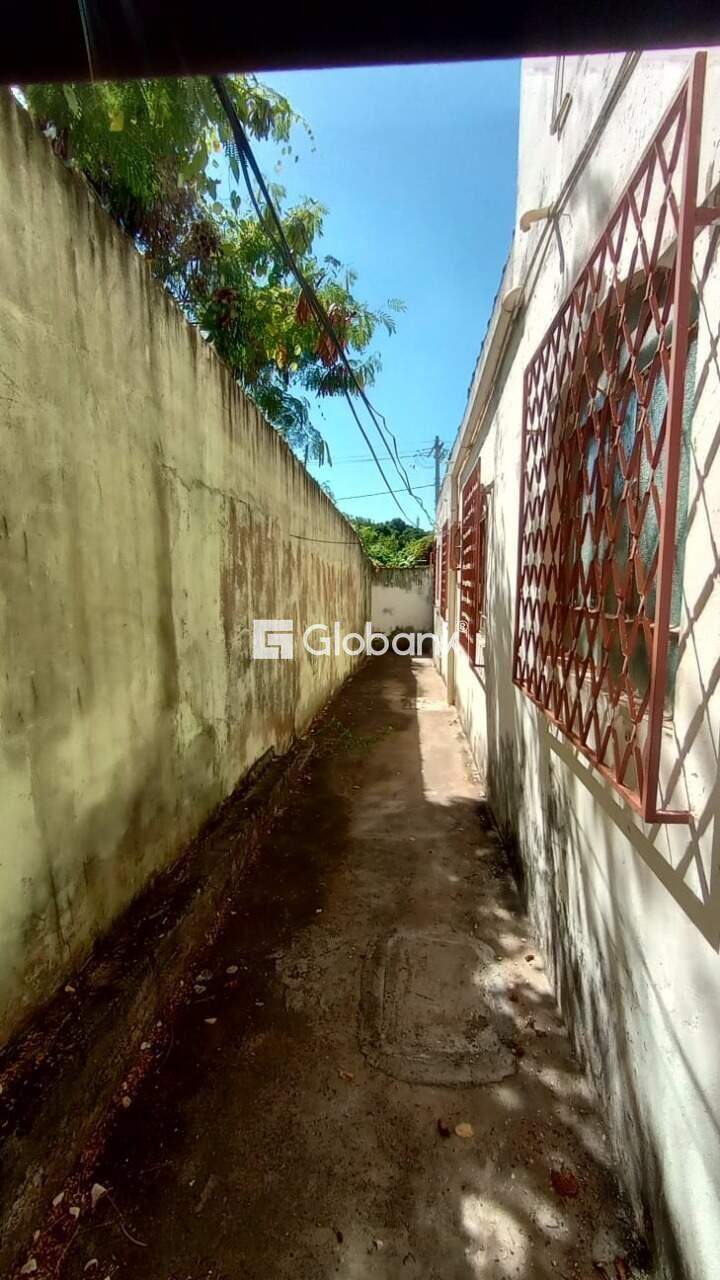 Casa 4 quartos à venda Vila Greice 170m² Montes Claros MG: 