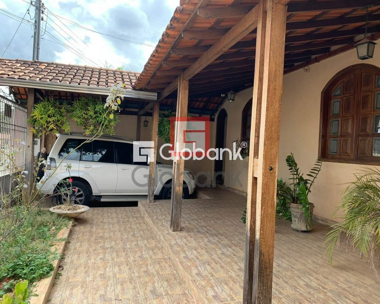Casa 3 quartos à venda Funcionários 300m² Montes Claros MG: Foto 01 | Foto_migracao | 1