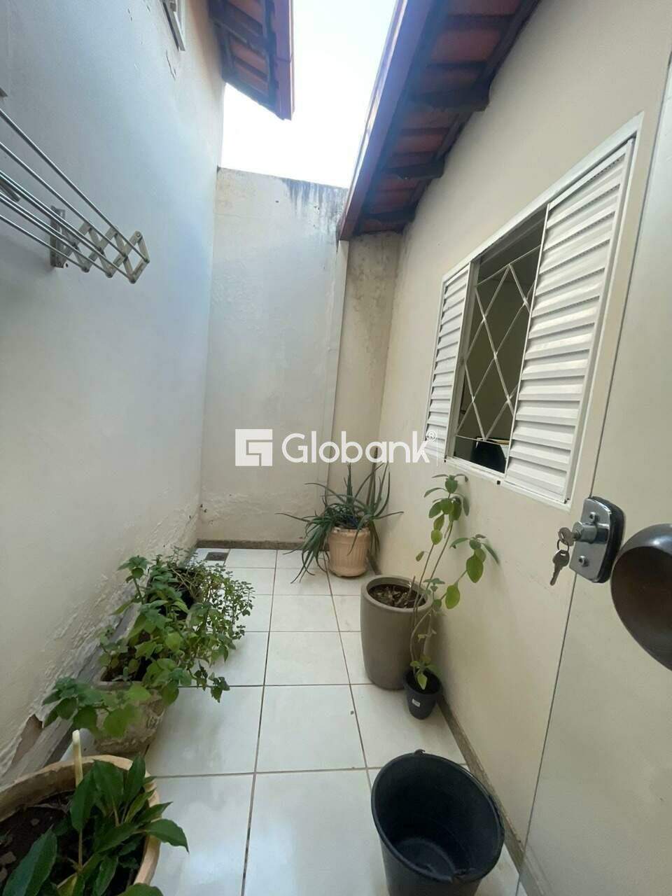 Casa 3 quartos à venda Morada do Sol 150m² Montes Claros MG: JARDIM DE INVERNO