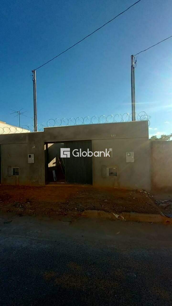 Casa 2 quartos à venda Acácias 0m² Montes Claros MG: 11